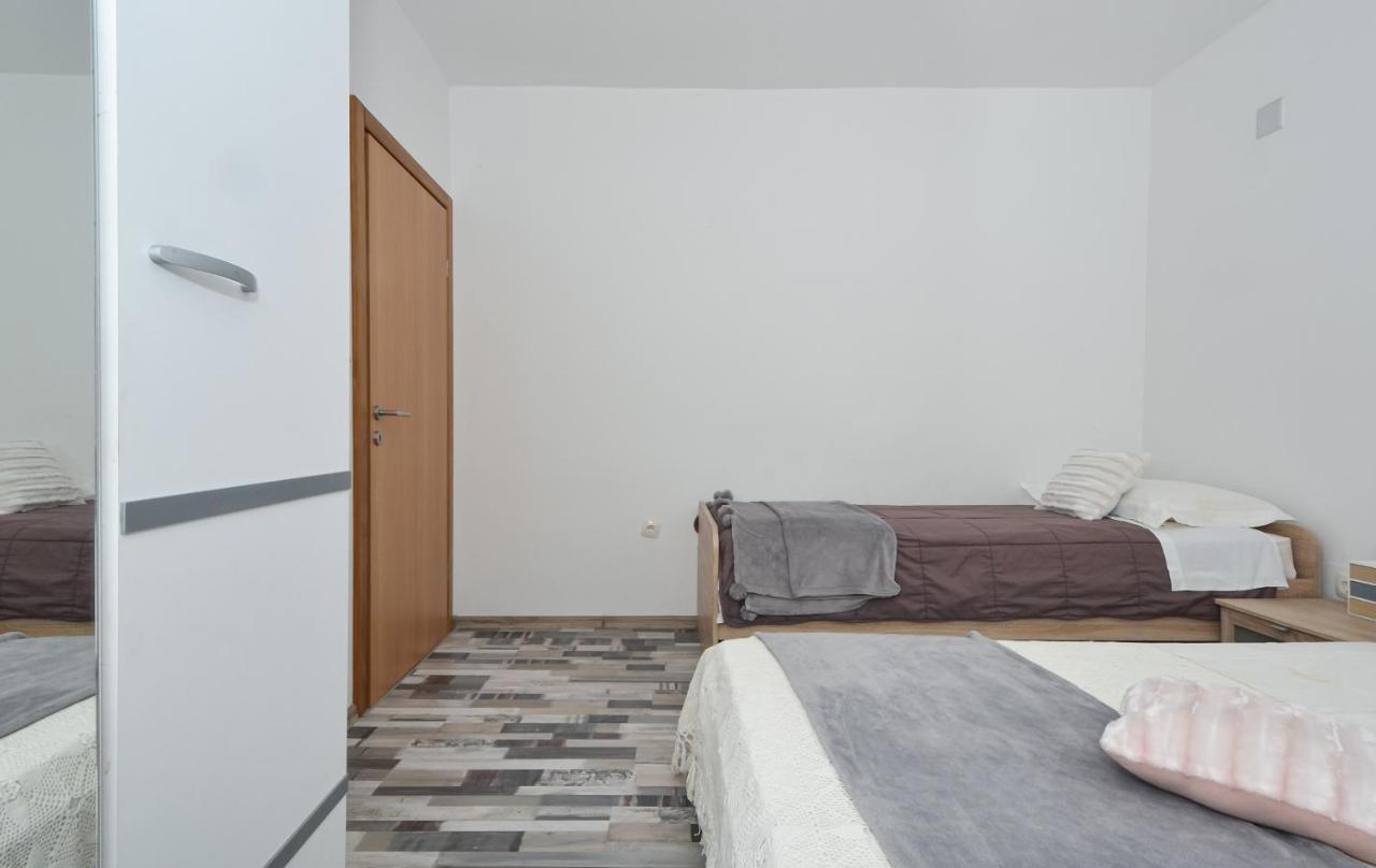 Apartments Luciano セゲット・ヴラニツァ エクステリア 写真