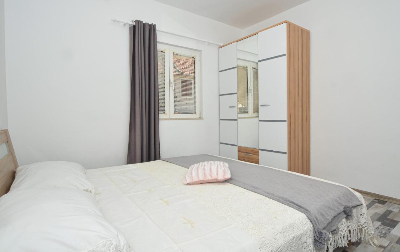 Apartments Luciano セゲット・ヴラニツァ エクステリア 写真