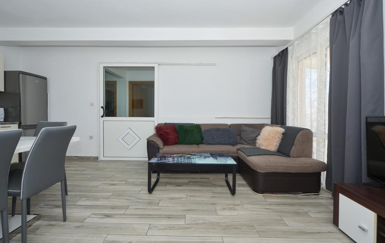 Apartments Luciano セゲット・ヴラニツァ エクステリア 写真